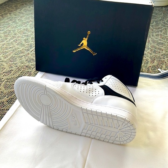 😎👟NIKE Jordan Access “Jumpman” Running Shoes Men’s Size 11.5  NEW - Picture 4 of 9